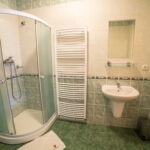 Standard Twin Room with Shower