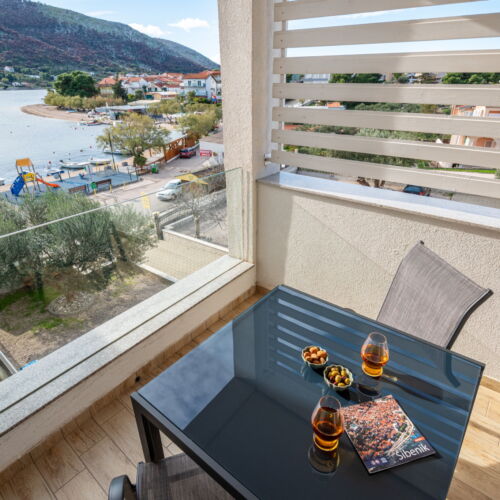 1-Room Apartment for 2 Persons