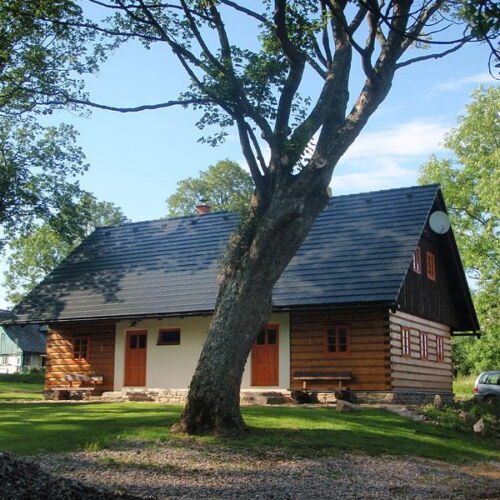 Apartman se sprchou s privátní koupelnou mimo apartmán pro 8 os.