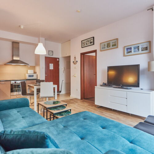 Apartament 4-osobowy na parterze z tarasem z 2 pomieszczeniami sypialnianymi