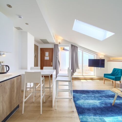 Attic Mansard 2-Room Apartment for 4 Persons