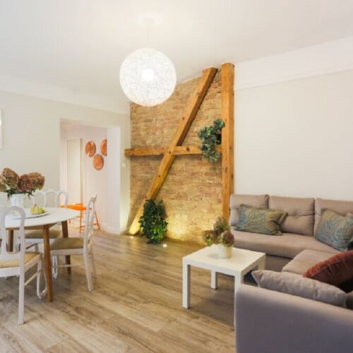 Apartament 4-osobowy na piętrze z 2 pomieszczeniami sypialnianymi