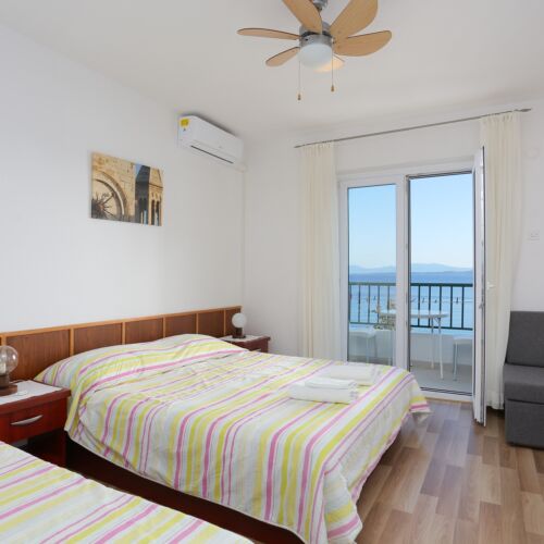 Apartament 7-osobowy z klimatyzacją z widokiem na morze z 3 pomieszczeniami sypialnianymi A-6653-d