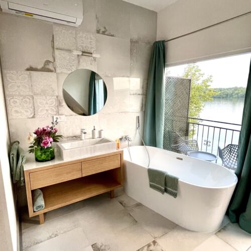Upstairs Executive Double Room