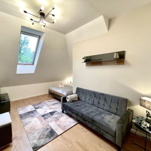 Upstairs Grand Triple Room