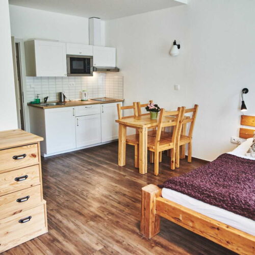 Apartman se sprchou s vlastní kuchyňkou pro 6 os.