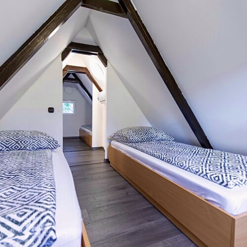 1-Room Family Apartment for 6 Persons with Terrace