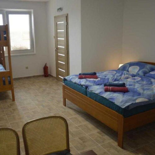 Apartman se sprchou  pro 4 os.