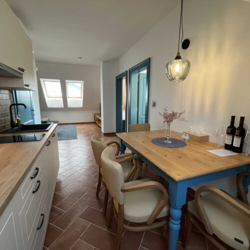 Apartman se sprchou s vlastní kuchyňkou pro 4 os.