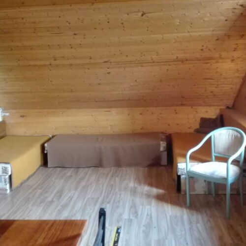 2-Room Apartment for 5 Persons with Shower and Kitchen (extra beds available)
