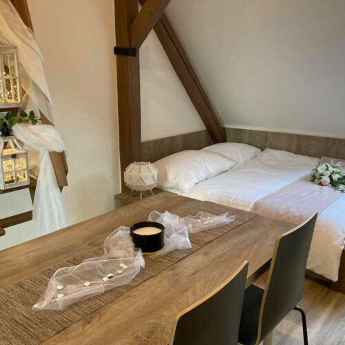 Apartman s vlastní kuchyňkou s privátní koupelnou mimo apartmán pro 2 os.