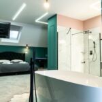 Fürdőszobás Lux franciaágyas szoba (pótágyazható)