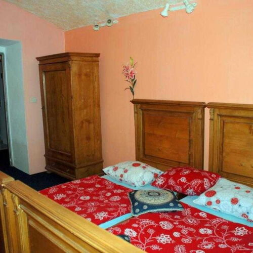 Pokoj se sprchou s klimatizací pro 2 os.