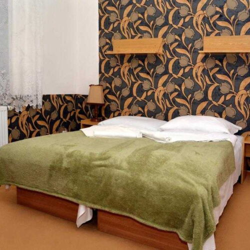 Pokoj se sprchou  pro 4 os.