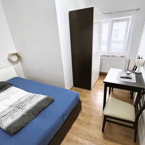 Pokój 2-osobowy z prysznicem ze wspólnym aneksem kuchennym