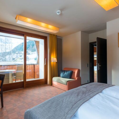 Suita family familial(ă) cu 2 camere pentru 4 pers. (se poate solicita pat suplimentar)