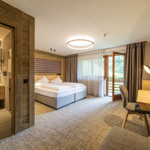 Suita familial(ă) comunicantă cu 2 camere pentru 4 pers. (se poate solicita pat suplimentar)