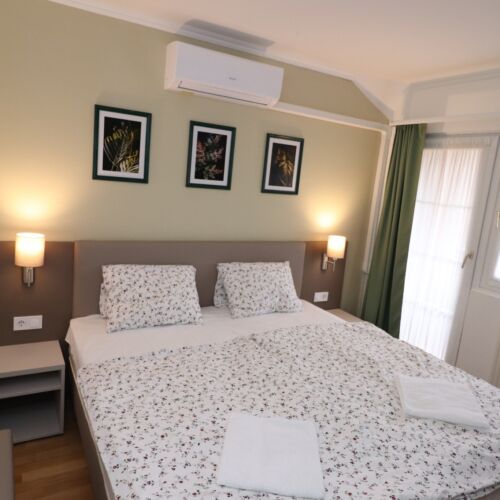 Upstairs Twin Room