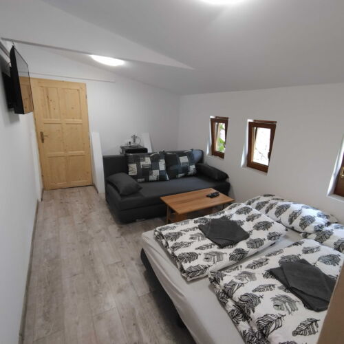 Apartman se sprchou s balkónem pro 3 os. (s možností přistýlky)