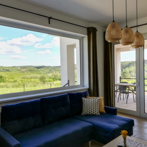 Panoramic 3-Room Air Conditioned Apartment for 8 Persons