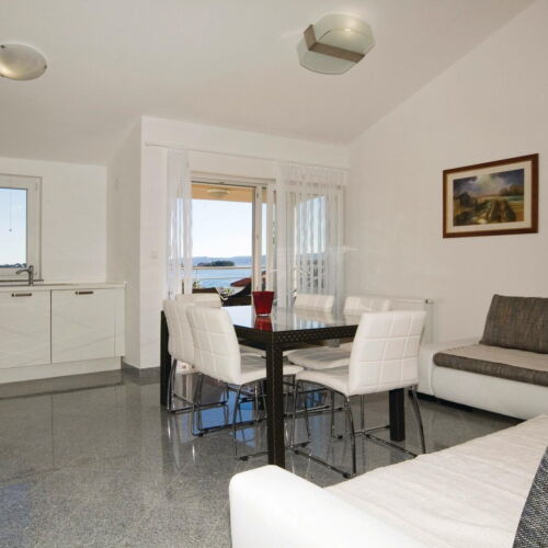 Apartament 6-osobowy 