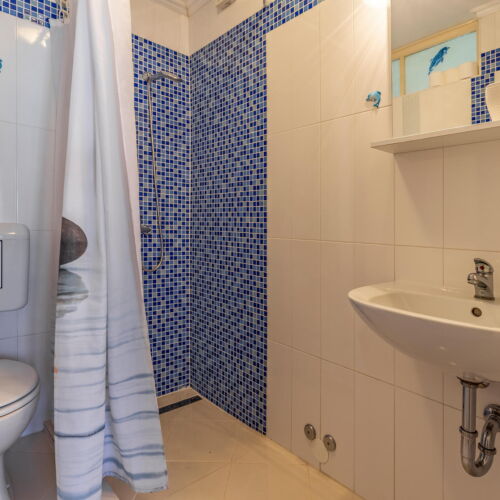 Apartament pentru 4 pers. (se inchirieaza doar integral)