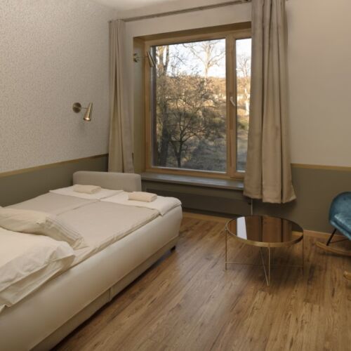 Forest View View to the Lake 2-Room Suite for 4 Persons