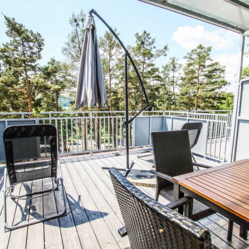 Camera tripla cu terasă (se poate solicita pat suplimentar)