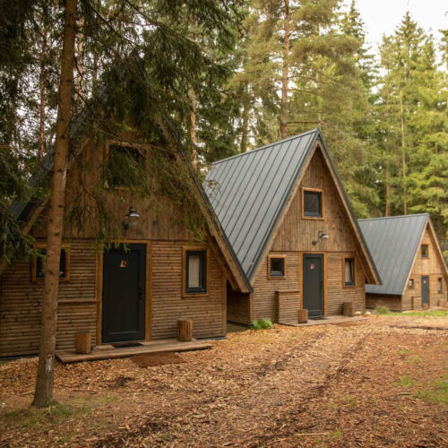 Chata (jako celek) se sprchou s vlastní kuchyňkou pro 6 os.