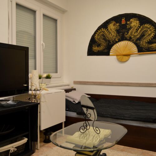 Apartman (jako celek) s privátní koupelnou mimo apartmán pro 4 os. na přízemí