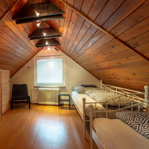 XL Apartman s balkónem pro 11 os. se 4 ložnicemi