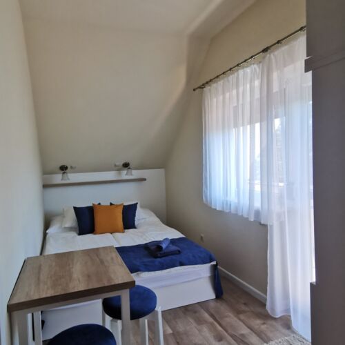 Apartament studio lângă piscină cu 1 camera pentru 2 pers.