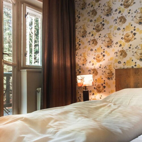 Pokoj se sprchou s balkónem pro 2 os.