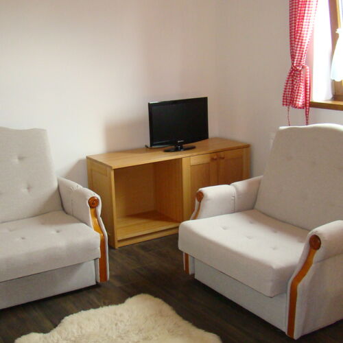 Quadruple Room with Shower (extra beds available)