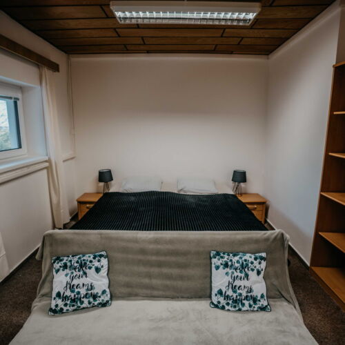 Třílůžkový pokoj č. 7