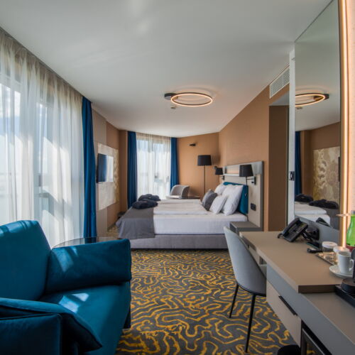 Panoramic Junior 1-Room Suite for 2 Persons