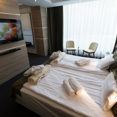 Kerthelyiséggel Deluxe franciaágyas szoba