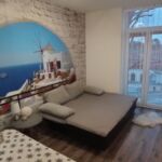 Upstairs 1-Room Apartment for 2 Persons ensuite (extra bed available)