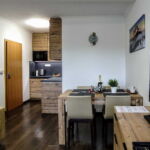 Apartment für 3 Personen mit Dusche und Eigner Küche (Zusatzbett möglich)