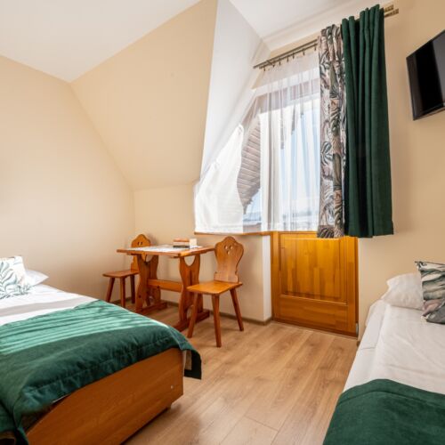 Classic Upstairs Triple Room