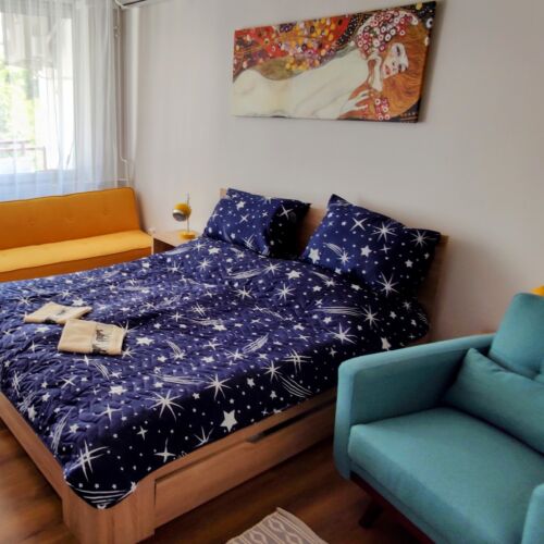 Apartament 4-osobowy z balkonem z klimatyzacją z 1 pomieszczeniem sypialnianym