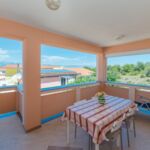 Légkondicionált erkélyes 5 fős apartman 2 hálótérrel A-18567-c