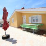 Sea View 3-Room Air Conditioned Apartment for 7 Persons A-18757-b