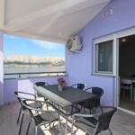 Sea View 2-Room Air Conditioned Apartment for 6 Persons A-18824-a