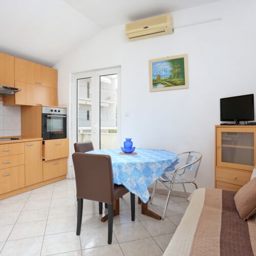 Apartament 2-osobowy z klimatyzacją z balkonem z 1 pomieszczeniem sypialnianym A-19039-a