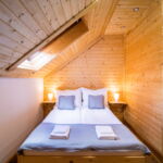Romantik Apartman s manželskou postelí s 1 ložnicí v podkroví