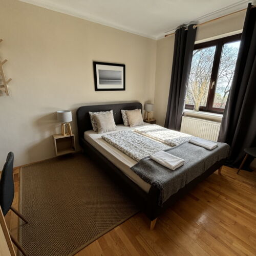 Camera dubla la etaj cu panoramă