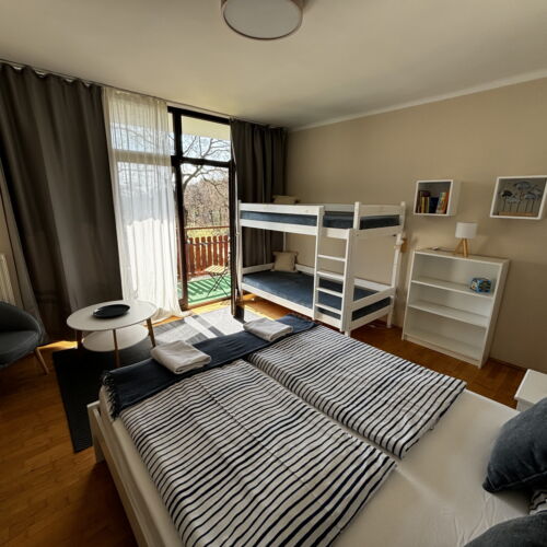 View to the Lake Balcony Quadruple Room
