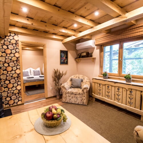 Apartament 6-osobowy z tarasem z widokiem na ogród z 3 pomieszczeniami sypialnianymi