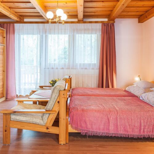 Studio 1-Room Air Conditioned Apartment for 2 Persons (extra bed available)